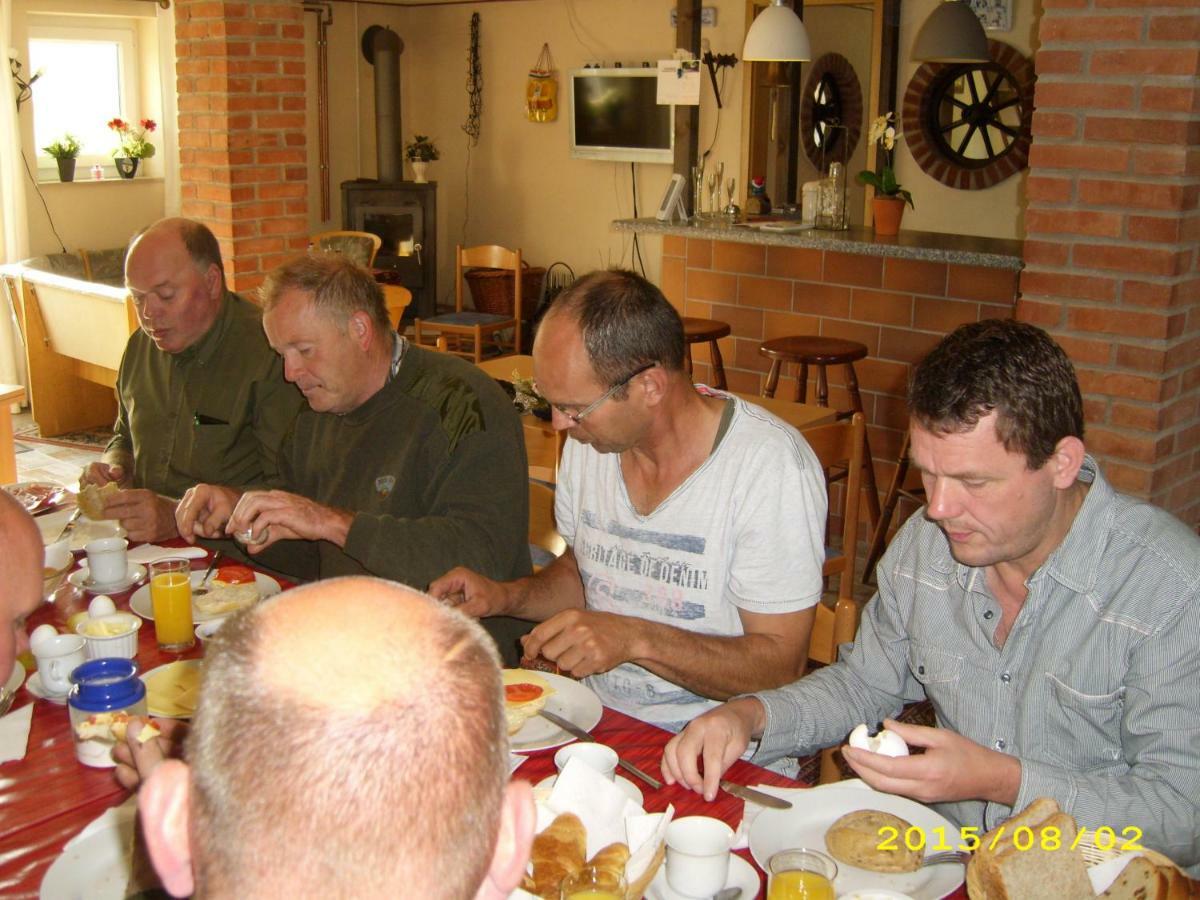 B & B Gross Methling Dargun Exteriér fotografie